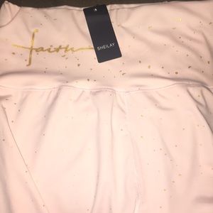 Super cute XL leggings baby pink and gold